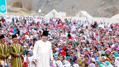 ثروته 13 مليار دولار.. سر دفن الأمير كريم الحسيني زعيم الطائفة الإسماعيلية بمصر