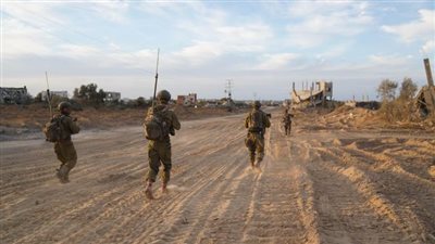 إسرائيل تنسحب من محور نتساريم في قطاع غزة.. ماذا يعني؟