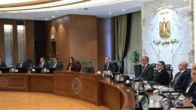 مع اقتراب شهر رمضان .. رئيس الوزراء يوجه بتوفير السلع الأساسية في الأسواق