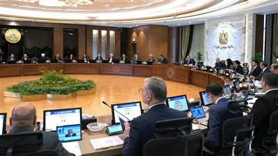 يطبق أول مارس.. كيف تنفذ الحكومة قرار زيادة الحد الأدنى للأجور؟