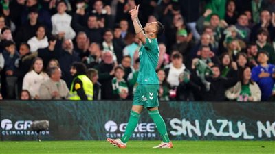 أنتوني يتألق مع ريال بيتيس ويستعيد مستواه بعد رحيله عن مانشستر يونايتد