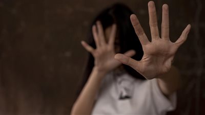 إحالة مدرس رياضيات بالقاهرة للمحاكمة التأديبيه بسبب تحرشه بتلميذة