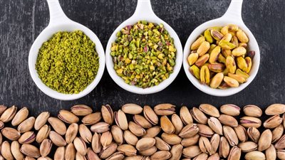 فوائد الفستق. ماذا يحدث لـ عينك عند تناوله يوميا لمدة 6 أسابيع؟ 