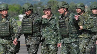 10 مليارات دولار لكسب ود ترامب.. تايوان تحصل على صواريخ ودبابات أمريكية