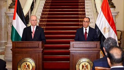 مصر تكثف اتصالاتها مع أطراف إقليمية ودولية لدعم خطة إعمار غزة