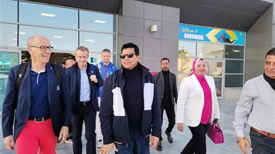 وزير الرياضة في الغردقة لافتتاح بطولة الكرة الطائرة الشاطئية