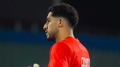 الأهلي يعقد جلسة مع شوبير لحسم مستقبلة القادم.. هل سيجدد عقده؟