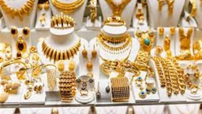 سعر الذهب في مصر اليوم السبت.. هل يسجل قمة تاريخية جديدة؟