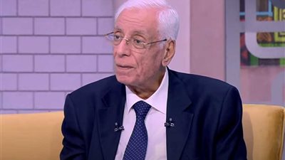 زيارتك للطبيب المسلم شرط لتحديد صيامك.. حسام موافي يحذر المرضى (فيديو)