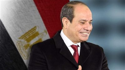 رمز العطاء والصبر.. السيسي يؤكد التزام الدولة بدعم المرأة المصرية