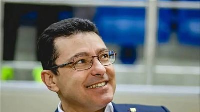 رحيل مفاجئ يهز برشلونة.. النادي الكتالوني يفقد أحد أعمدته الطبية