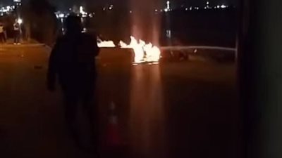 خروج نيران من باطن الأرض في البحيرة.. والمحافظة تعلن حالة الطوارئ