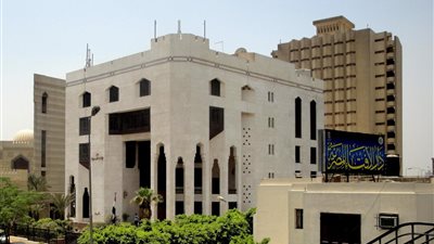 تبطل الوضوء أم لا.. الإفتاء توضح حكم استخدام العطور الكحولية في نهار رمضان 