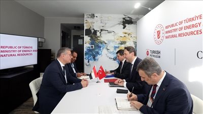 مصر وتركيا تبحثان تعزيز التعاون في الغاز الطبيعي والتعدين