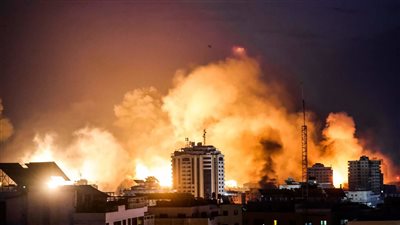 عودة الحرب على غزة.. استشهاد مسؤولين كبار بحماس في الغارات الإسرائيلية