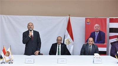 بأمر الرئيس.. تسليم عقود عمل جديدة للأشخاص ذوي الإعاقة بالقاهرة