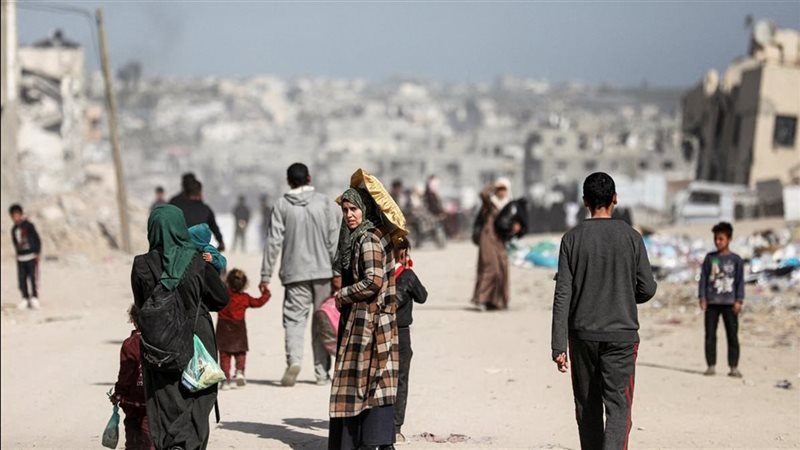 فلسطينيون نازحون