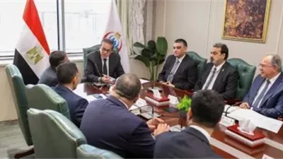 وزير الصحة يوقع اتفاقية جديدة لتطوير أجهزة الأشعة في مصر