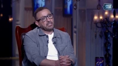 أحمد السقا يرد على شائعات انفصاله عن زوجته: ربنا المنتقم الجبار