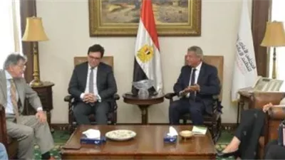 4 مسؤولين في مهمة رسمية.. لماذا اجتمع 