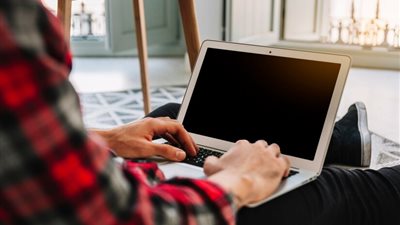 تأثير اللاب توب على الصحة والخصوبة: ما يجب أن يعرفه الرجال  