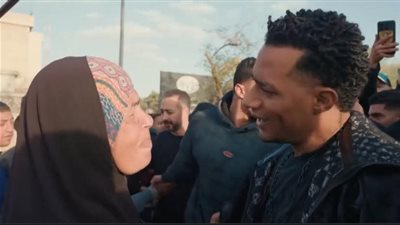 حقيقة سرقة بائعة المناديل.. الداخلية تكشف التفاصيل