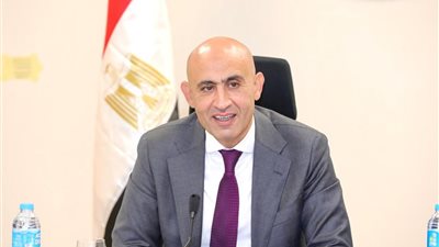 بنظام البوكليت.. «التعليم» تطرح نماذج استرشادية لامتحانات الإعدادية