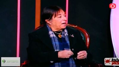 حلال ولا يخالف الدين.. سميرة عبدالعزيز تكشف رأي الشيخ الشعراوي في المسرح