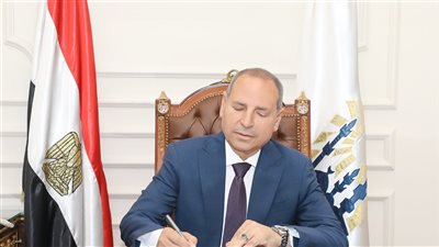 تعليق الإجازات و300 سيارة إسعاف.. كيف استعدت مستشفيات القاهرة لاستقبال عيد الفطر؟