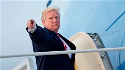 بطالة وتضخم.. مسؤول بـ«الاحتياطي الفيدرالي» يحذر من رسوم ترامب