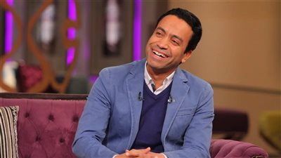 نعمة من ربنا.. سامح حسين يكشف للجمهور حقيقة طلبه إلغاء إجازت الأعياد