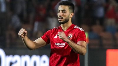 الأهلي يفاوض نيس الفرنسي لاستعادة محمد عبد المنعم قبل مونديال الأندية