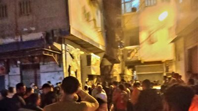 مأساة في الإسكندرية.. مصرع أم وبناتها الثلاث بانهيار عقار قديم (صور)