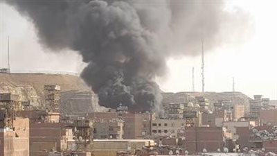 حريق هائل في منزل بمنطقة الزرايب بالقاهرة