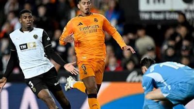 فالنسيا يحقق فوزا قاتلا على ريال مدريد في الدوري الإسباني