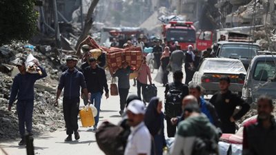 إسرائيل تواصل تقطيع أوصال قطاع غزة وسط إخلاء قسري للفلسطينيين