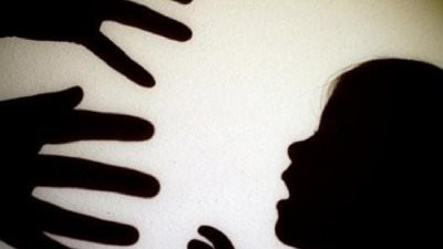 مشاجرة تنتهي بمأساة.. الطب الشرعي يكشف سبب وفاة الطفلة صباح