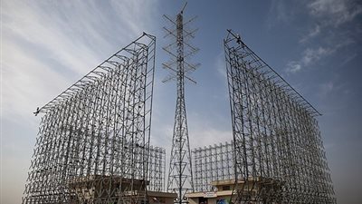 إيران تلجأ لدرع 