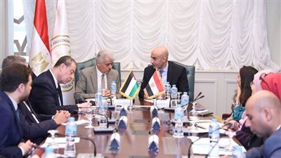 بعد تدمير 95% من مدارس غزة.. لماذا اجتمع وزير التعليم مع نظيره الفلسطيني؟