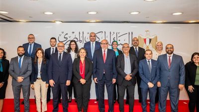 محافظ البنك المركزي يبحث سبل التعاون مع التحالف الدولي للشمول المالي