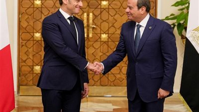 القوى السياسية تشيد بزيارة ماكرون لمصر وتؤكد دعمها لموقف الرئيس السيسي