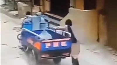 سقوط المتهمين بسرقة هاتف سيدة بالإسكندرية باستخدام تروسيكل