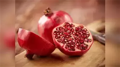 6 أسباب تدفعك لتناول رمانة واحدة يوميًا.. فوائد لا تُصدَّق