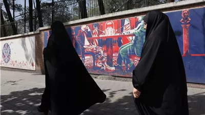 محادثات نووية غير مباشرة بين أمريكا وإيران في روما.. هل تكسر الجمود؟