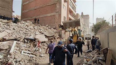 انهيار عقار أسيوط.. النيابة تحقق في وفاة 9 أشخاص