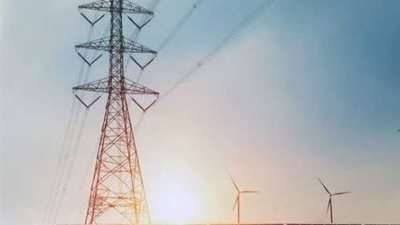 بوابة الطاقة الجديدة إلى أوروبا والشرق الأوسط.. مصر تصدر كهرباء نظيفة لإيطاليا