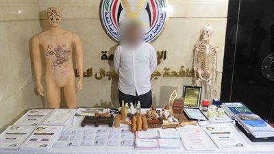 ضبط شخص يدير كيانًا تعليميًا وهميًا في القاهرة ويمنح شهادات مزورة