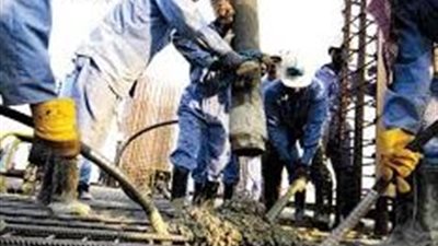 يحظر خصم الأجر دون سبب واستثناء للنفقة.. تفاصيل قانون العمل الجديد