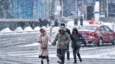 الصين تصدر عدة تحذيرات لمواجهة العواصف الرملية والثلجية