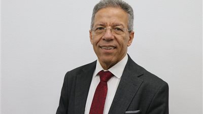 نقيب الأطباء: المساس بعقود العيادات 